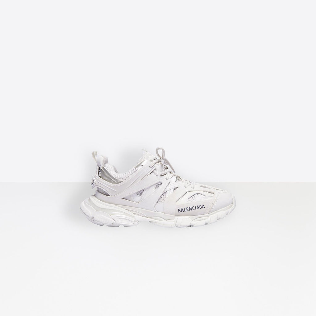 SNEAKER TRACK