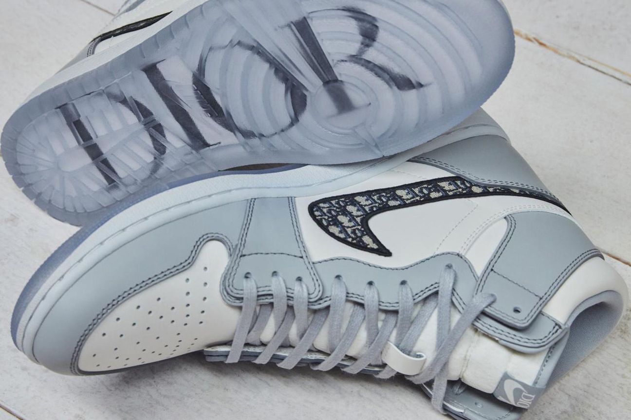 Dior x Air Jordan 1